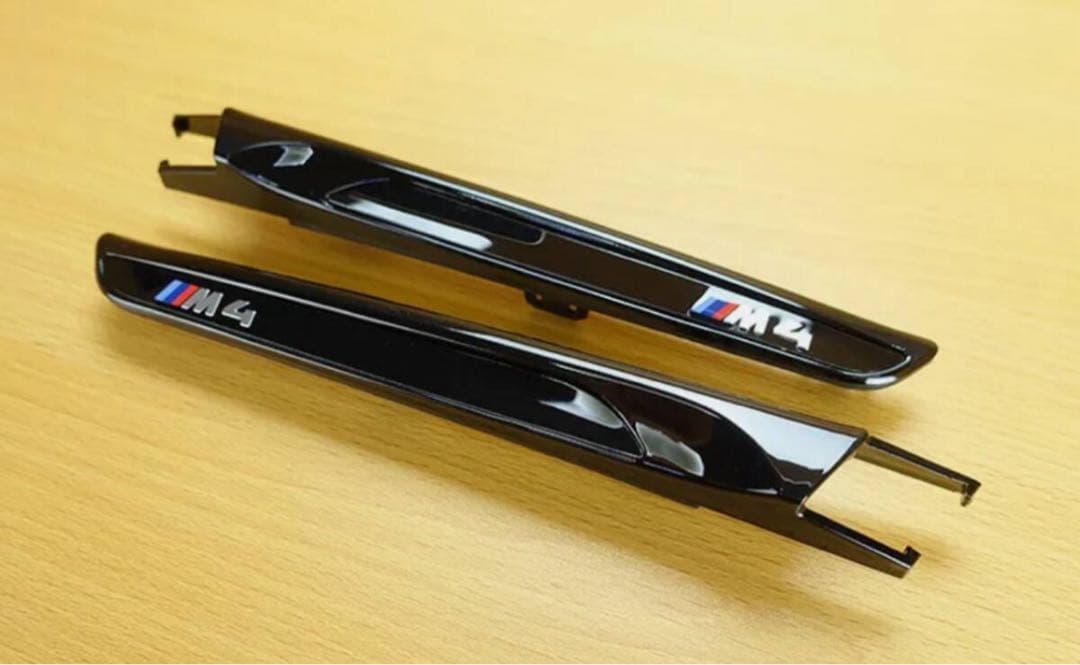  M4 F82 サイド フェンダー マーカー　ロゴ