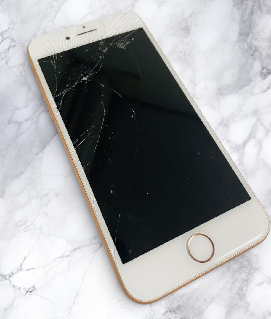 （ジャンク品）Apple iPhone 8 64GB SIMフリー ゴールド色