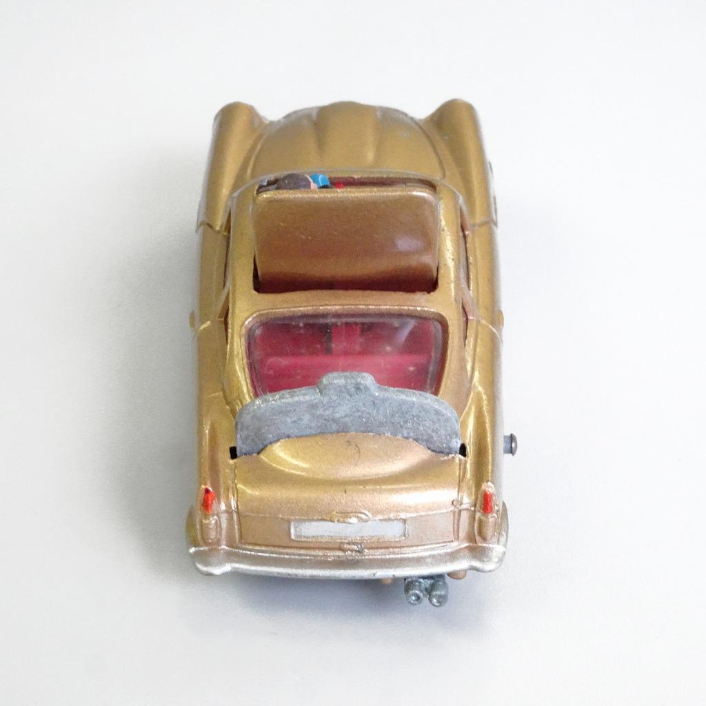 アストンマーチンDB5 “007ゴールドフィンガー1964”- 映画パンフ付き