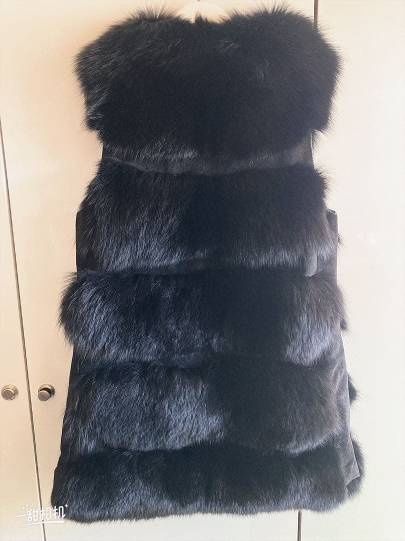 リアルフォックスファーハーフベスト　ブラック2Lサイズ　中古美品