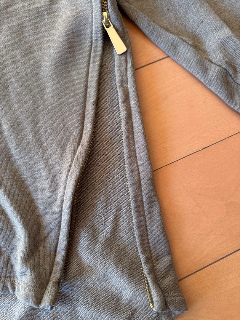 美品Americanaベージュ フード付きパーカー