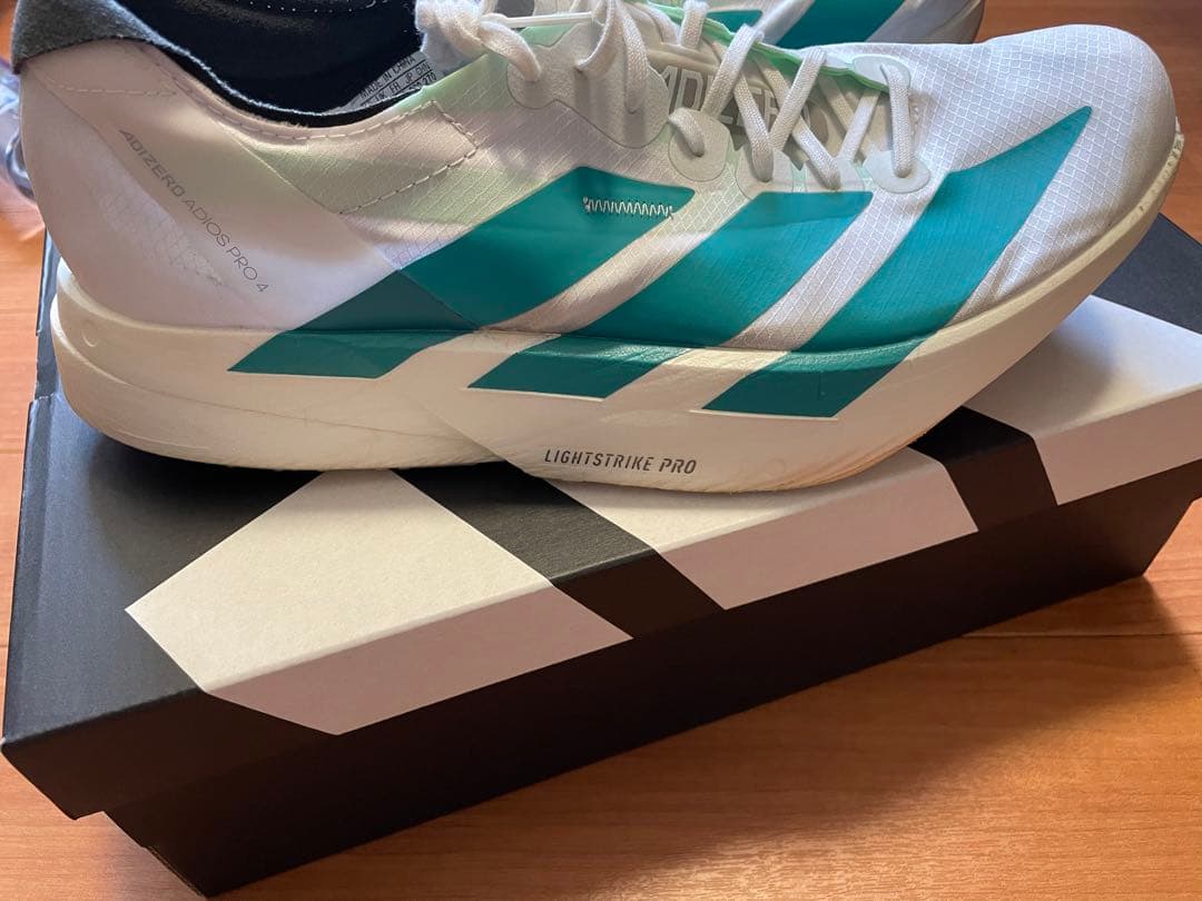 アディダスadidas ADIZERO ADIOS PRO4 28.0センチ