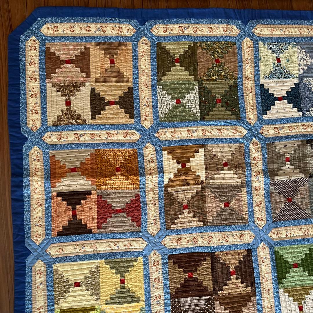 【講師作品】パッチワークキルト ベッドカバー マルチカバー ログキャビン