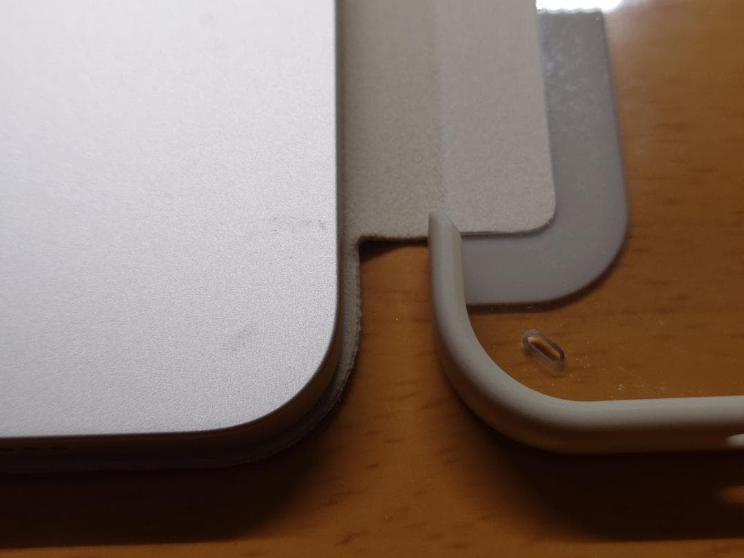 iPad mini 6（スターライト）