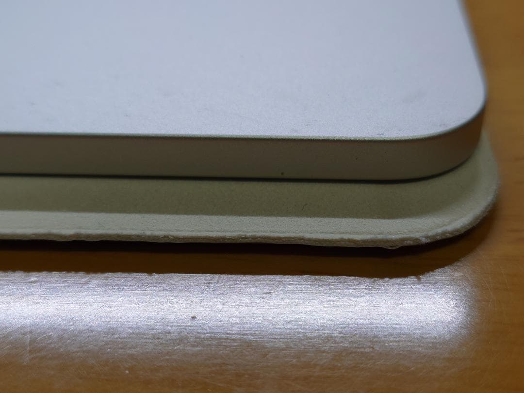 iPad mini 6（スターライト）