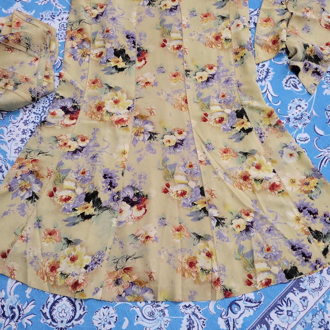 お値下げ未使用KANEKO ISAO 花柄フレンチ袖ワンピース