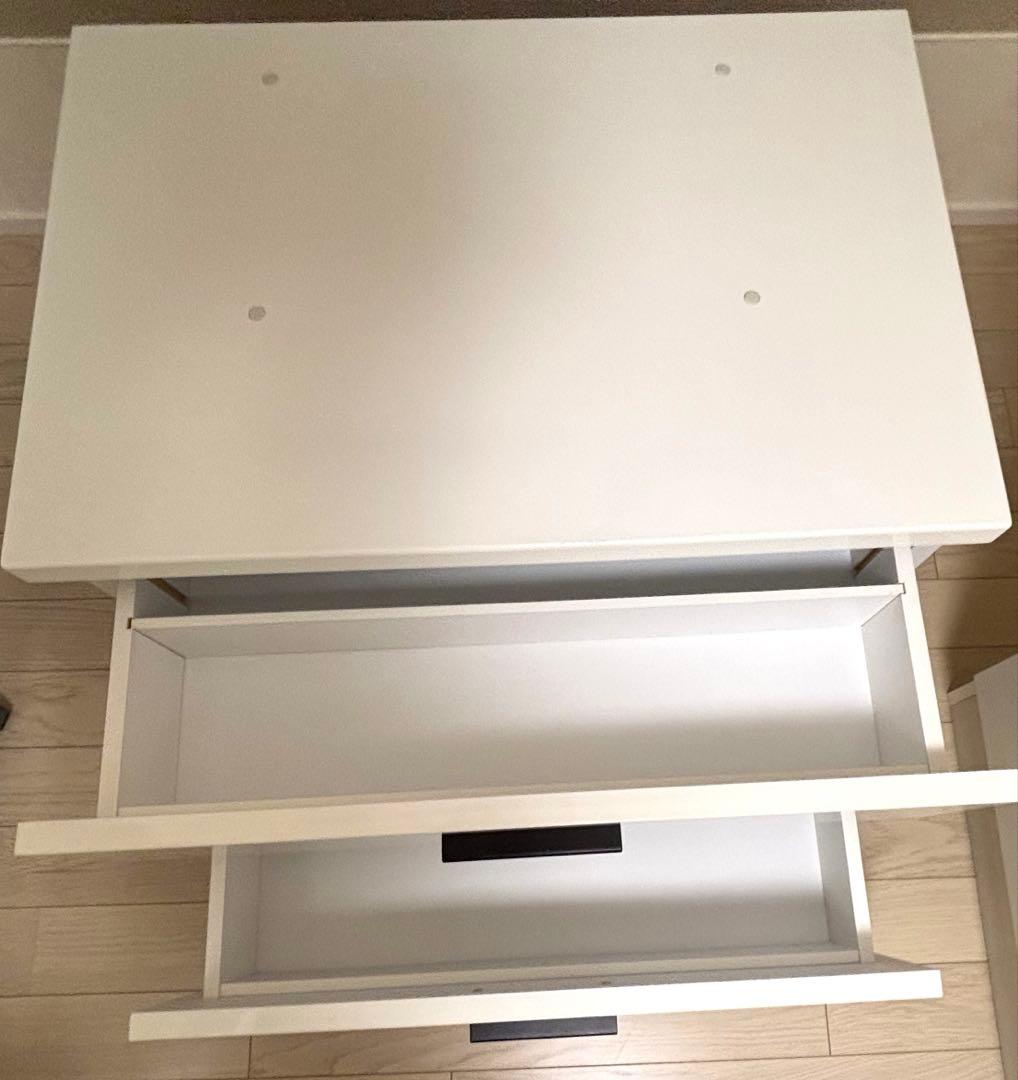 ラムダ ホワイト ローボード　テレビボード　AVボード　未使用美品（送料込み）