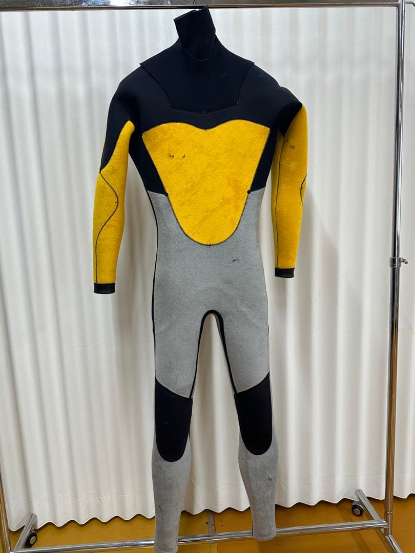 セミドライ　5/3mm ロングチェスト　M,L