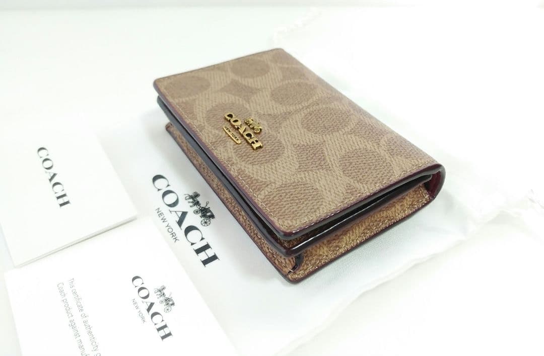 未使用品☆コーチ☆ビジネス カードケース 名刺入れ☆レディース メンズ