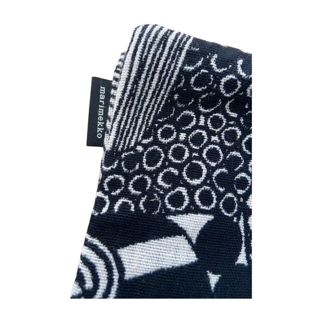 新品✨マリメッコ ピエニシイルトラプータルハ クッションカバー　50x50cm