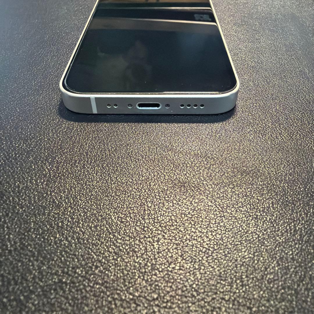 【美品】Apple iPhone 13 mini スターライト　128GB