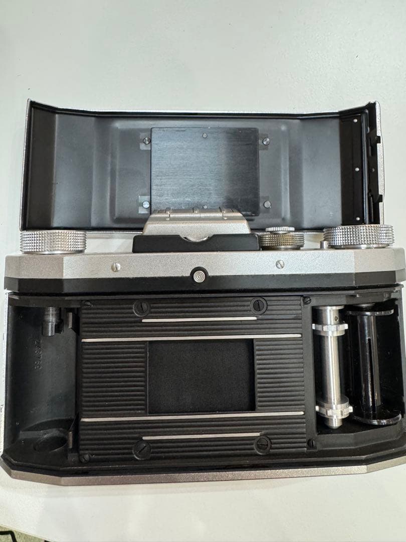 praktica FX3 カメラ 旧ソ連占領刻印あり レンズ付き