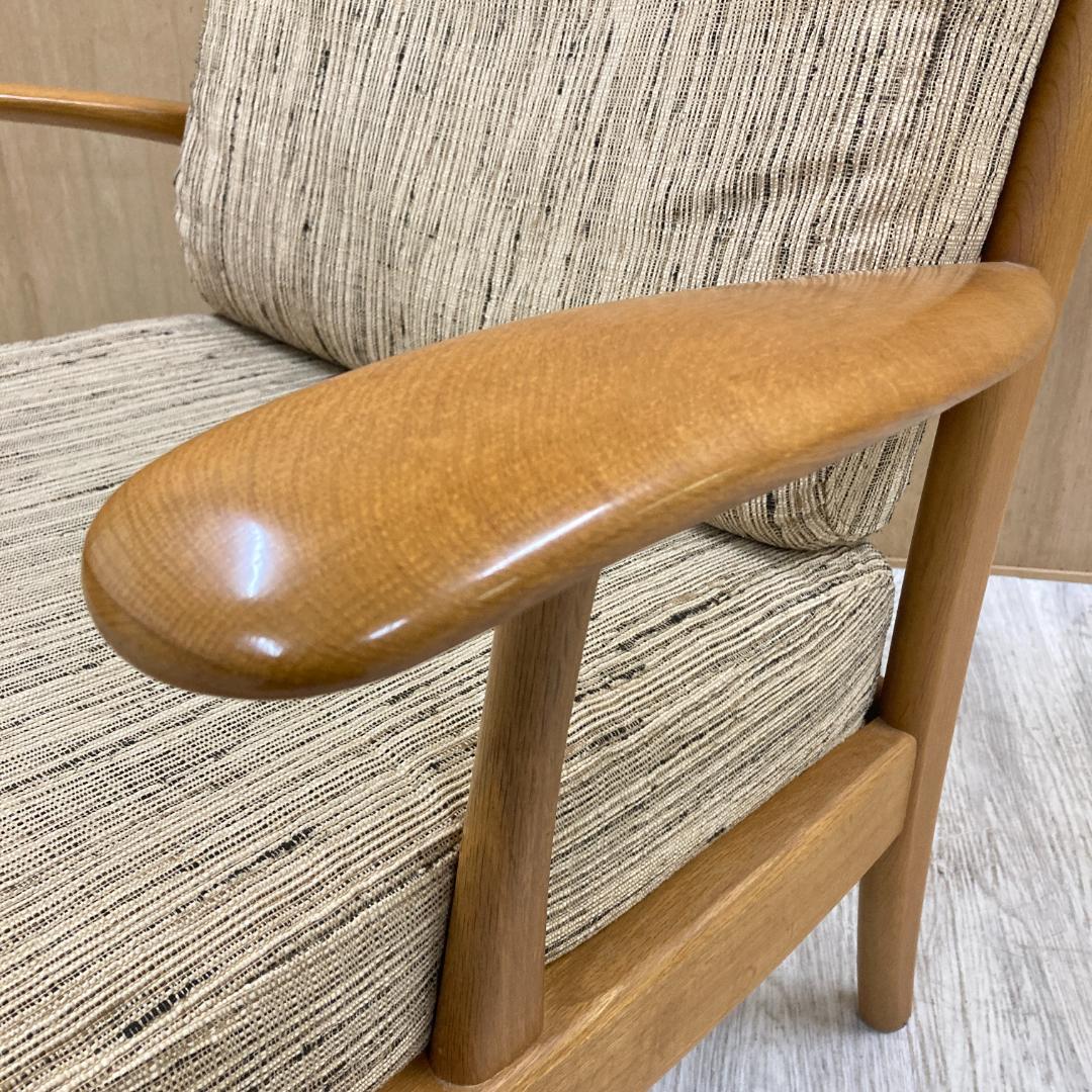 【飛騨産業 】キツツキ クレセント アームチェア 1人掛けソファ シングル　A