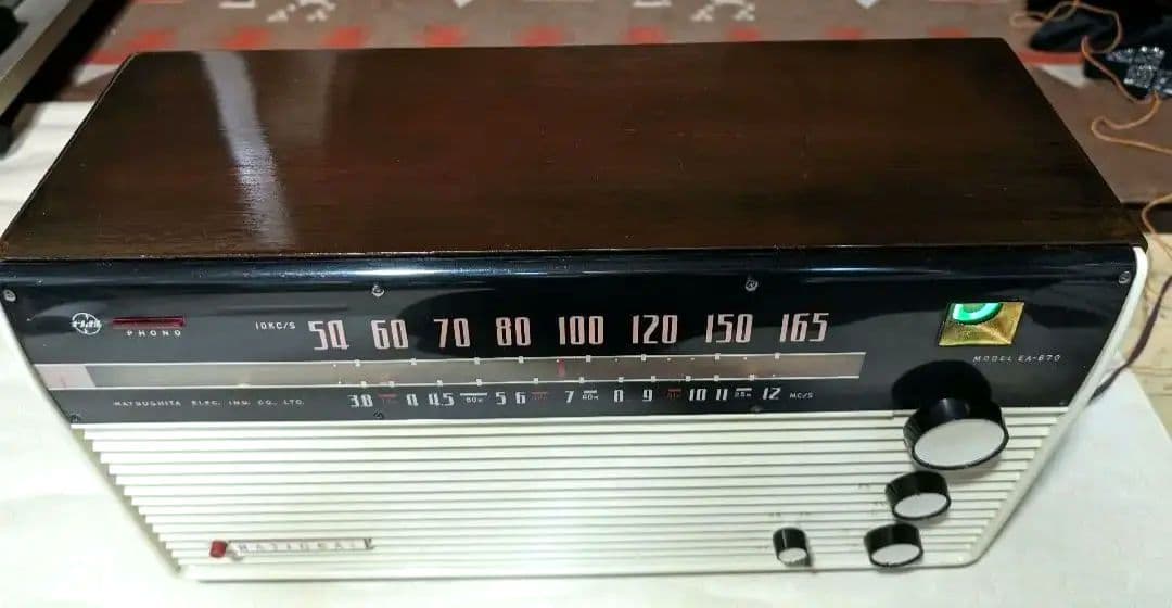 美品レトロ真空管ラジオアイ付　家族団らん　Bluetooth付　EA-670