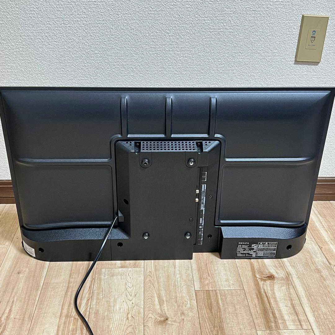 REGZA 液晶テレビ　形名32V35N 24年製