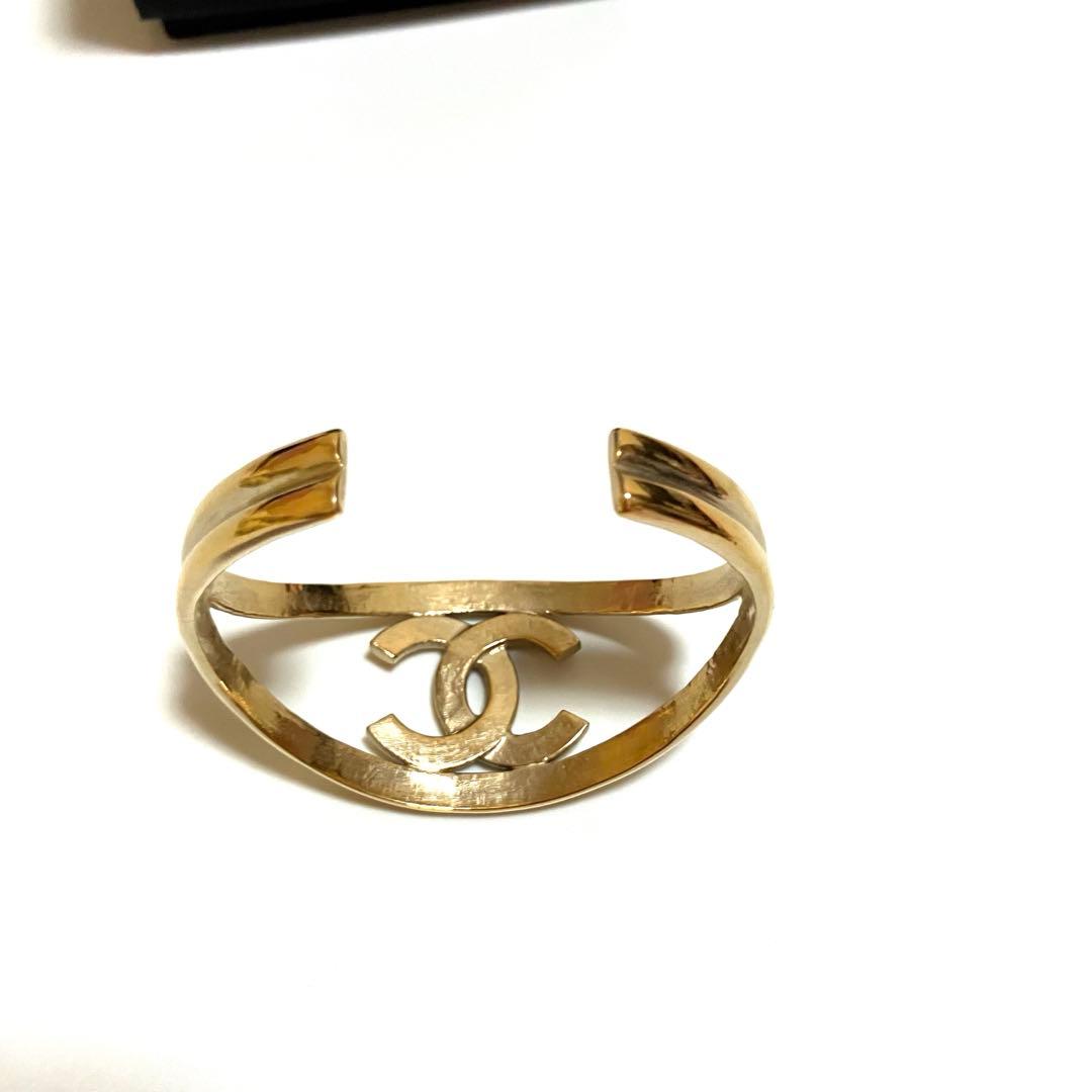 CHANEL シャネル CCロゴバングル ゴールド