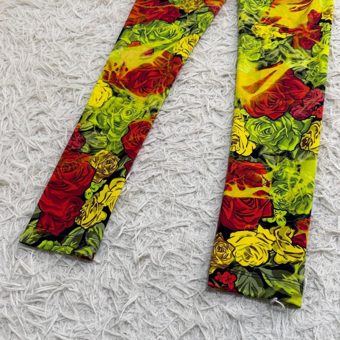 15570✨タグ付き✨ヴェルサーチ 花柄 薔薇 総柄 スパッツ レギンス M