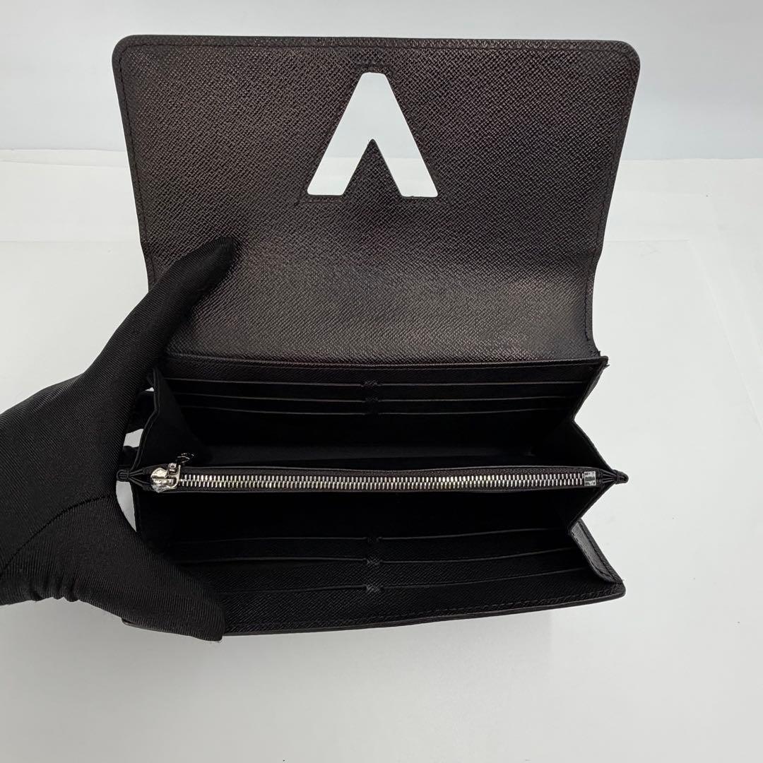 ルイヴィトンポルトフォイユ ツイスト エピレザー ロングウォレット 863