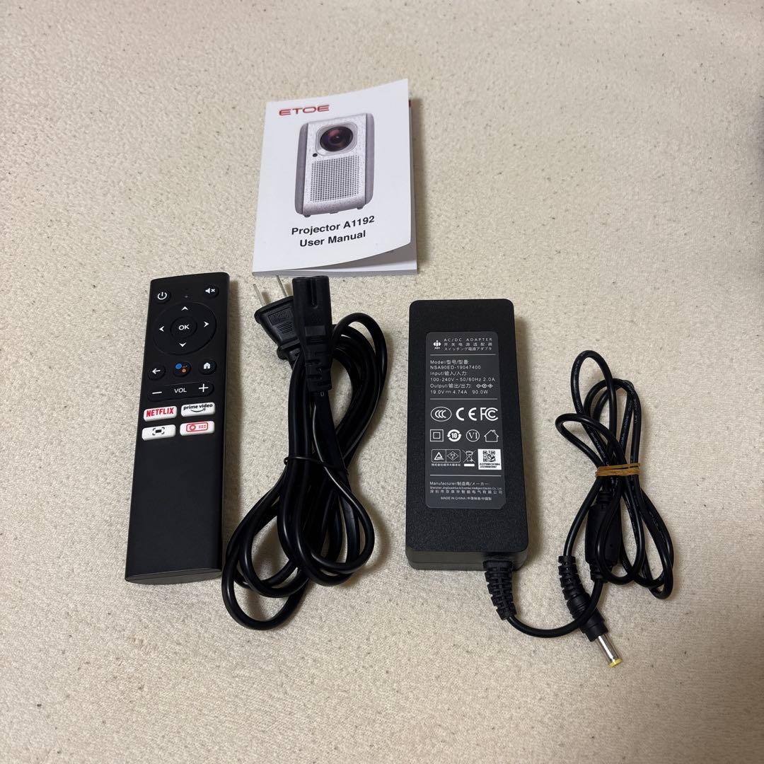 ETOE A1192 powered by pokitter プロジェクター