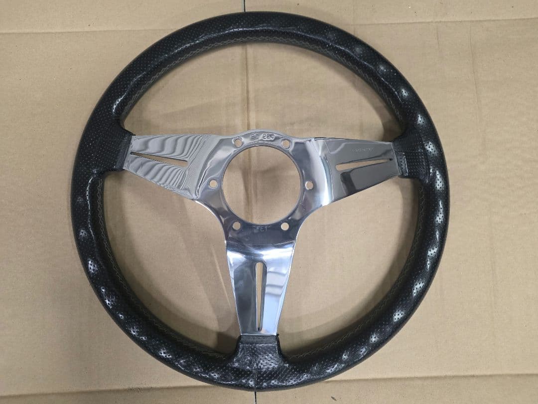 ロ*ン様 NARDI（ナルディ） ステアリング ディープコーン 350mm