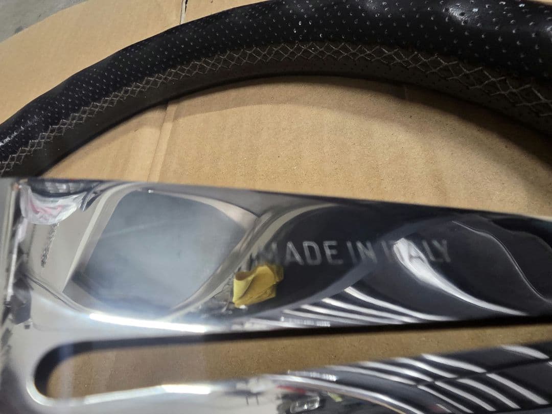 ロ*ン様 NARDI（ナルディ） ステアリング ディープコーン 350mm