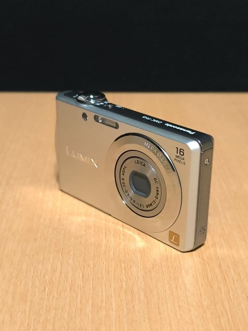 Panasonic LUMIX DMC-FH5 シルバー 極上美品