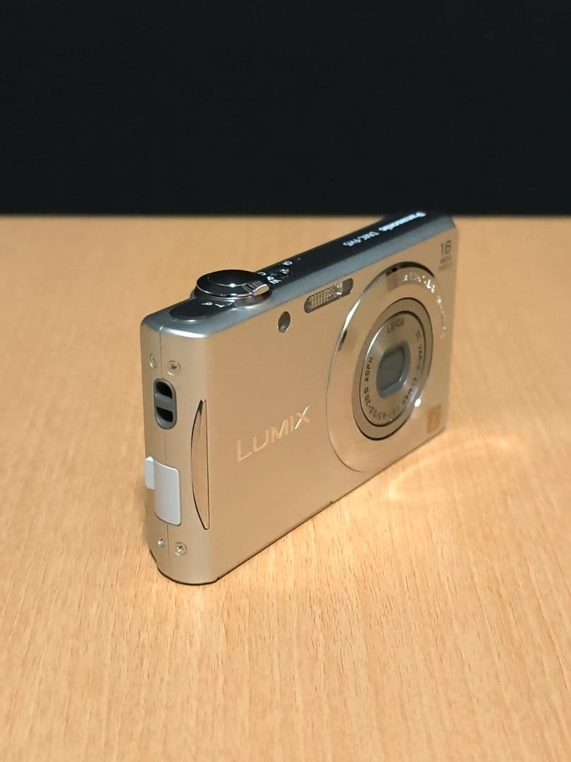 Panasonic LUMIX DMC-FH5 シルバー 極上美品