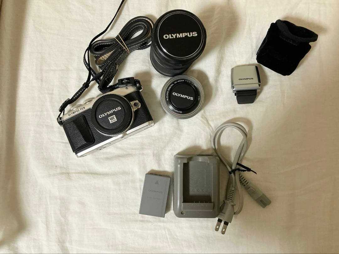 OLYMPUS PEN E-PL7 ブラック　おまけ