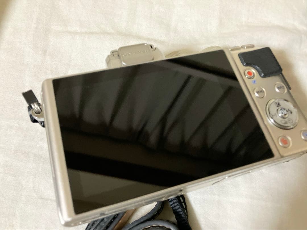 OLYMPUS PEN E-PL7 ブラック　おまけ