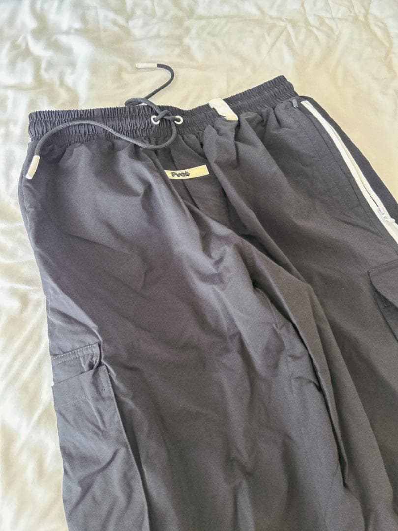 【防水・防風】PVOT プレミアム ナイロンパンツ ブラックカーゴパンツ