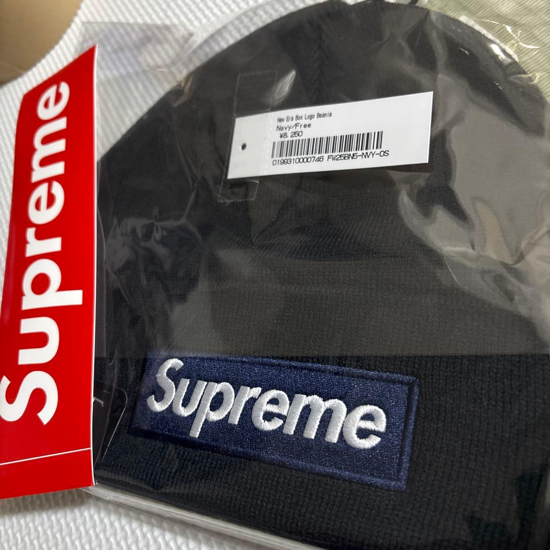 Supreme® / New Era® Box Logo Beanie ネイビー