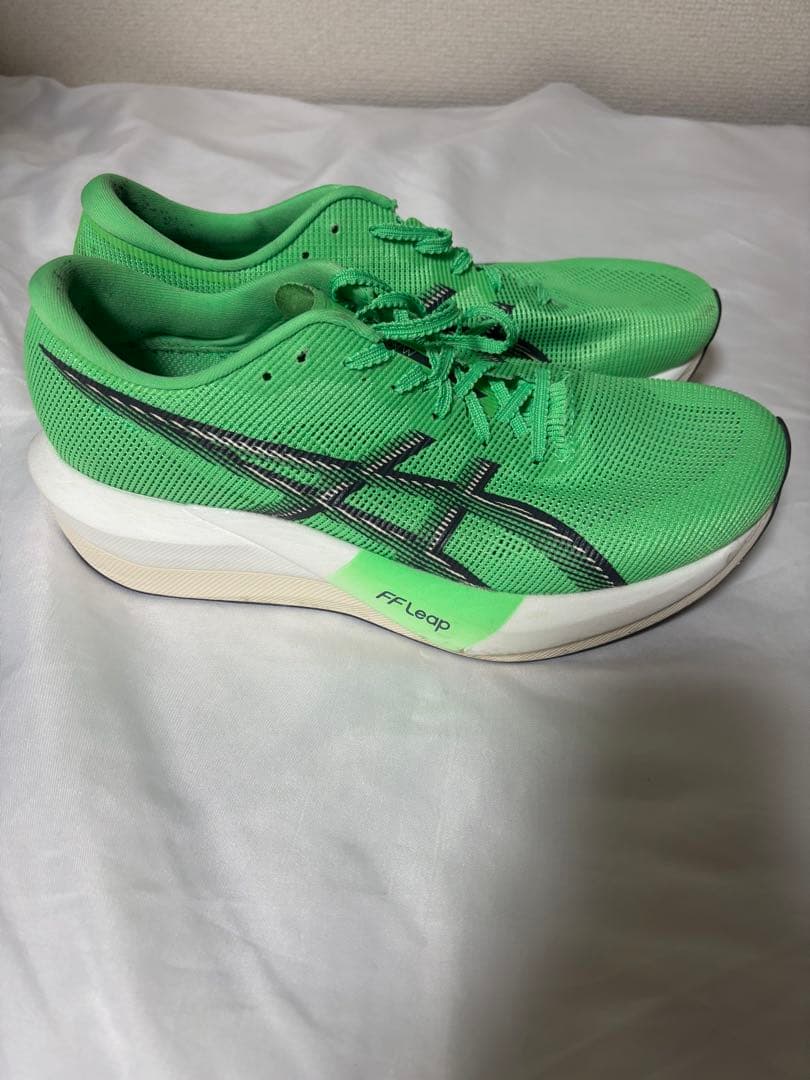 アシックス　マジックスピード5 27センチ