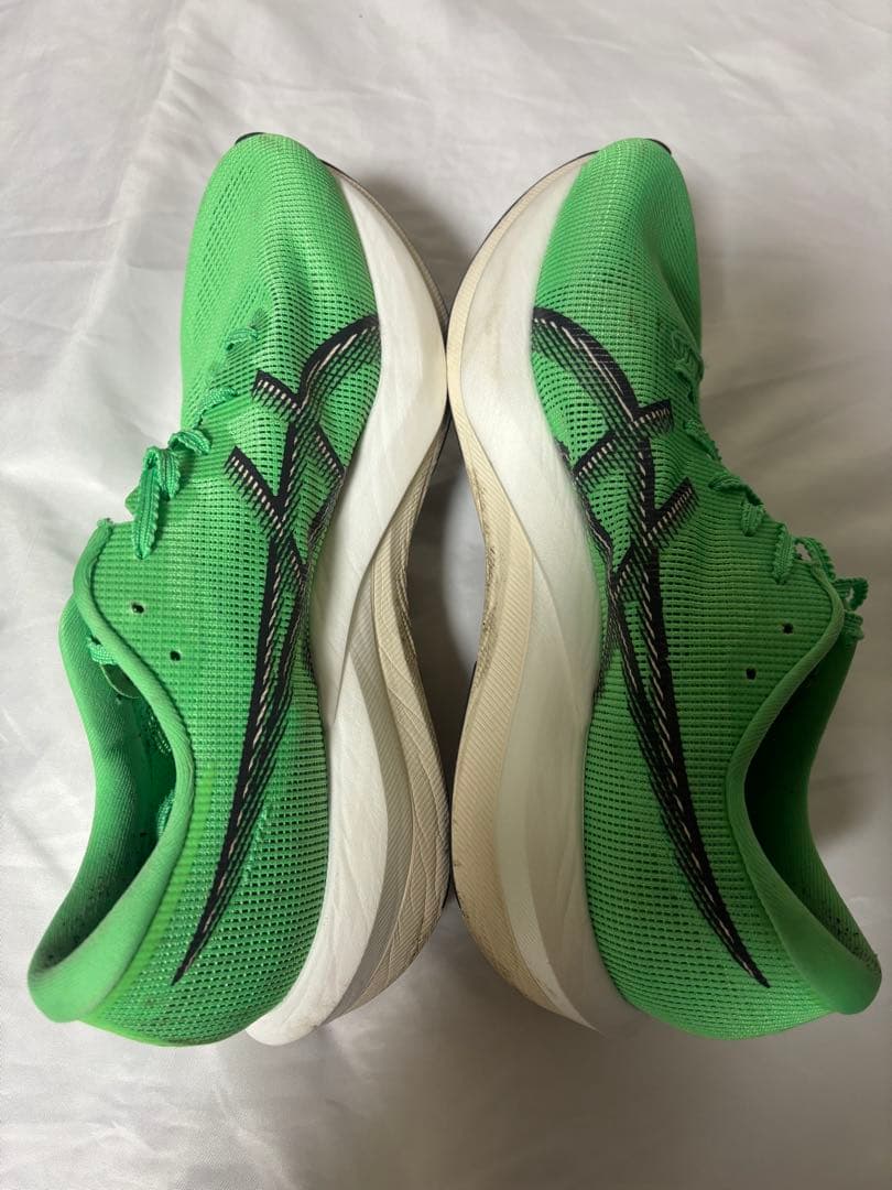 アシックス　マジックスピード5 27センチ