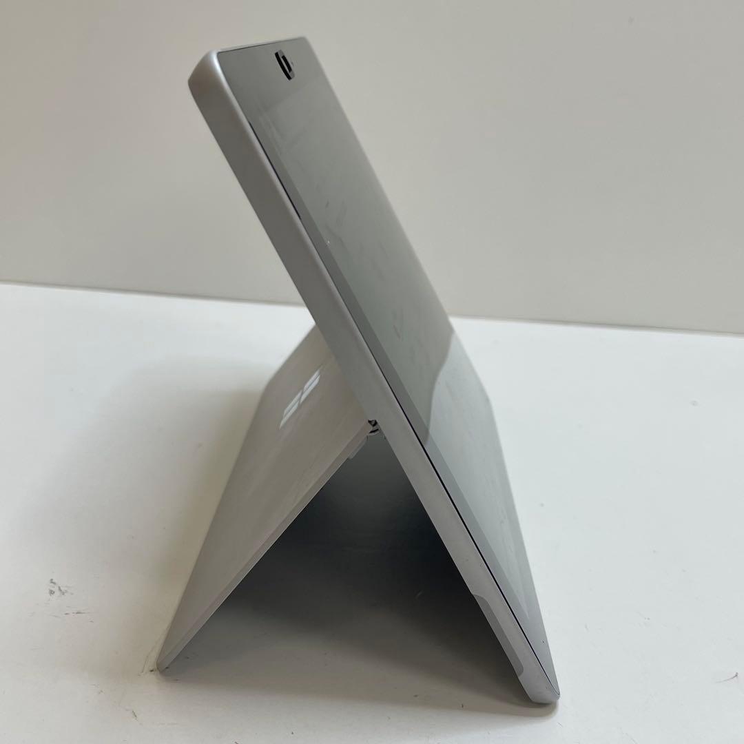 #394 Microsoft Surface Go モデル1824 8GB