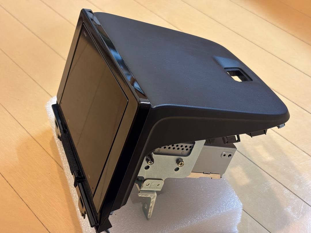 Gathers 8インチ ディスプレイオーディオ　VX-240ZFE