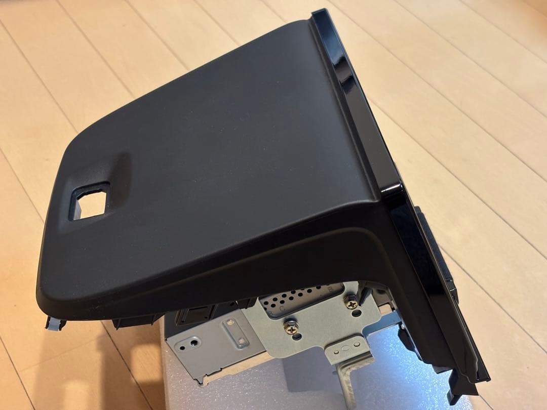 Gathers 8インチ ディスプレイオーディオ　VX-240ZFE