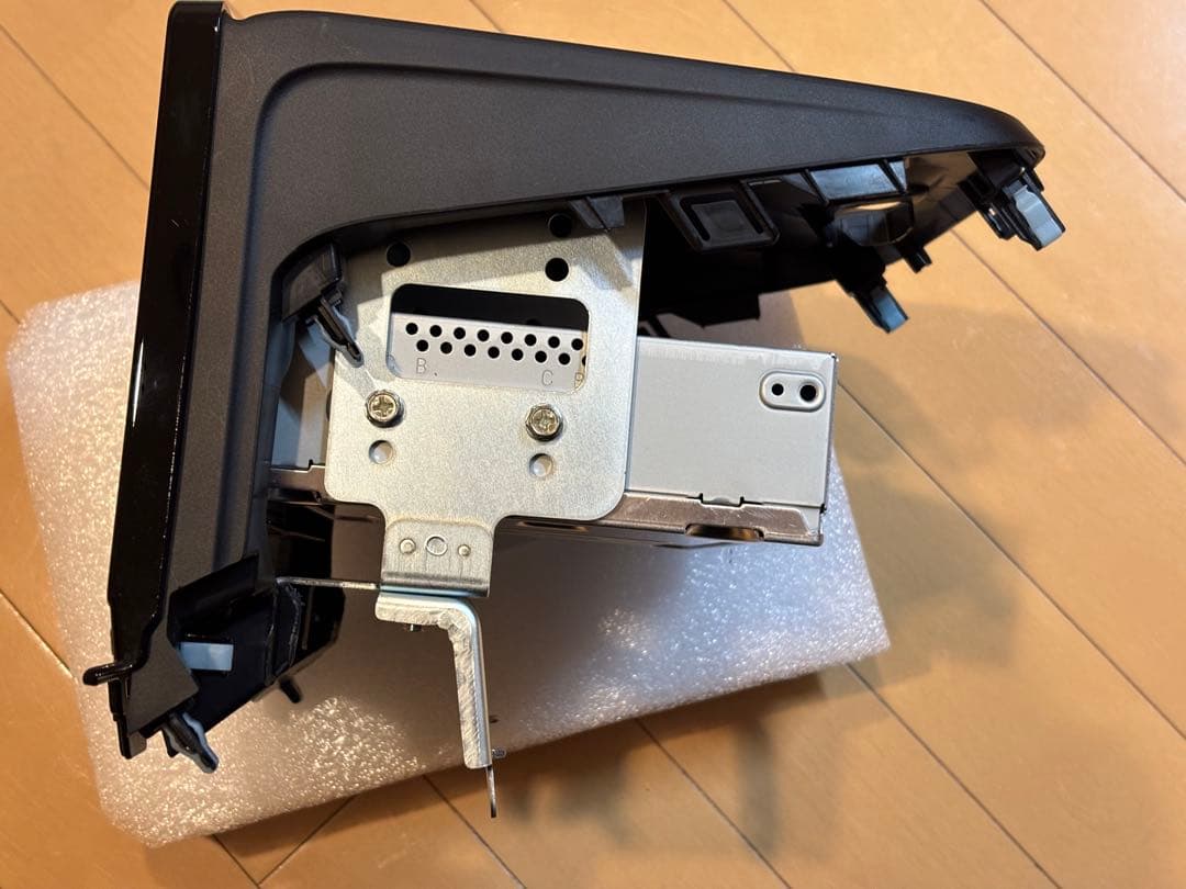 Gathers 8インチ ディスプレイオーディオ　VX-240ZFE