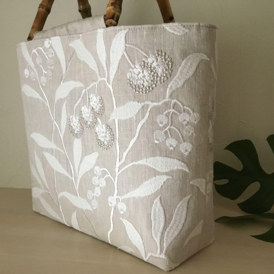 ピュアモリス♣︎Arbutus Embroidery♣︎ハンドメイドバッグ