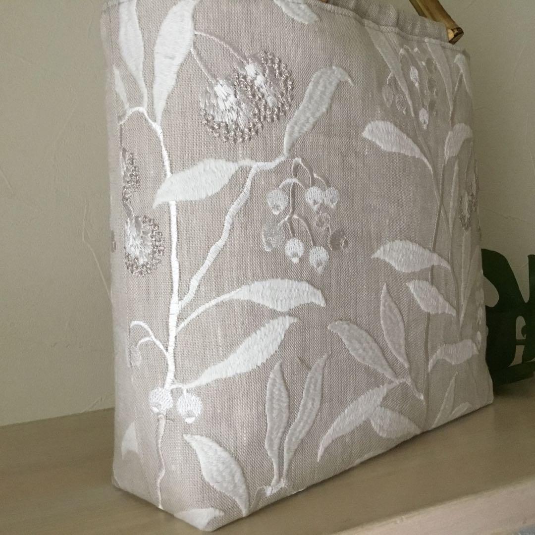 ピュアモリス♣︎Arbutus Embroidery♣︎ハンドメイドバッグ