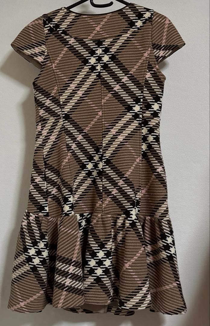 バーバリーブルーレーベル　パフスリーブ　ワンピース 38 ノバチェック