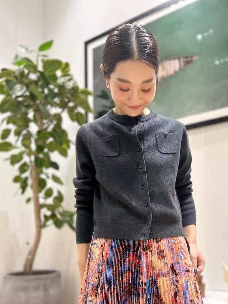 未使用品、タグ付きCABaN コットンカシミヤ クルーネックカーディガング