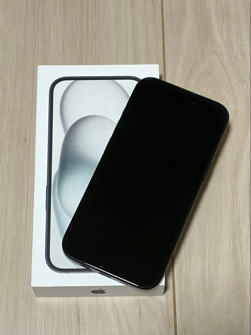 iPhone15 ブラック 128G SIMフリー