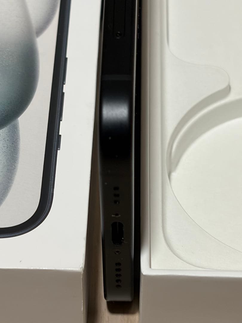 iPhone15 ブラック 128G SIMフリー