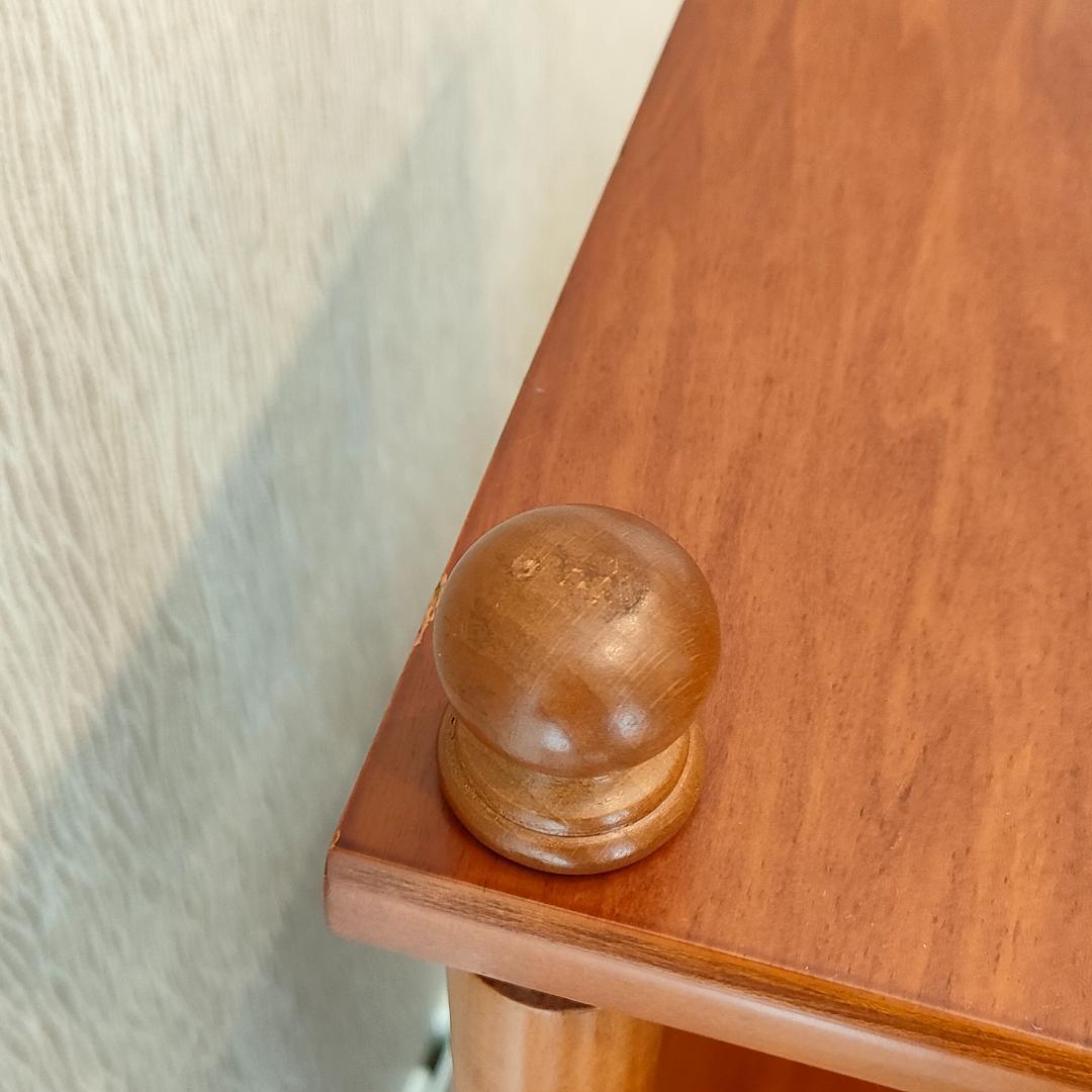 ヴィンテージ　キャビネット　ウッドチェスト　引出し4杯　丸脚