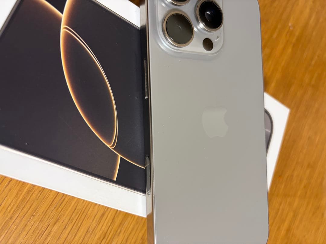 iPhone 16 Pro ナチュラルチタニウム 本体128GB SIMフリー
