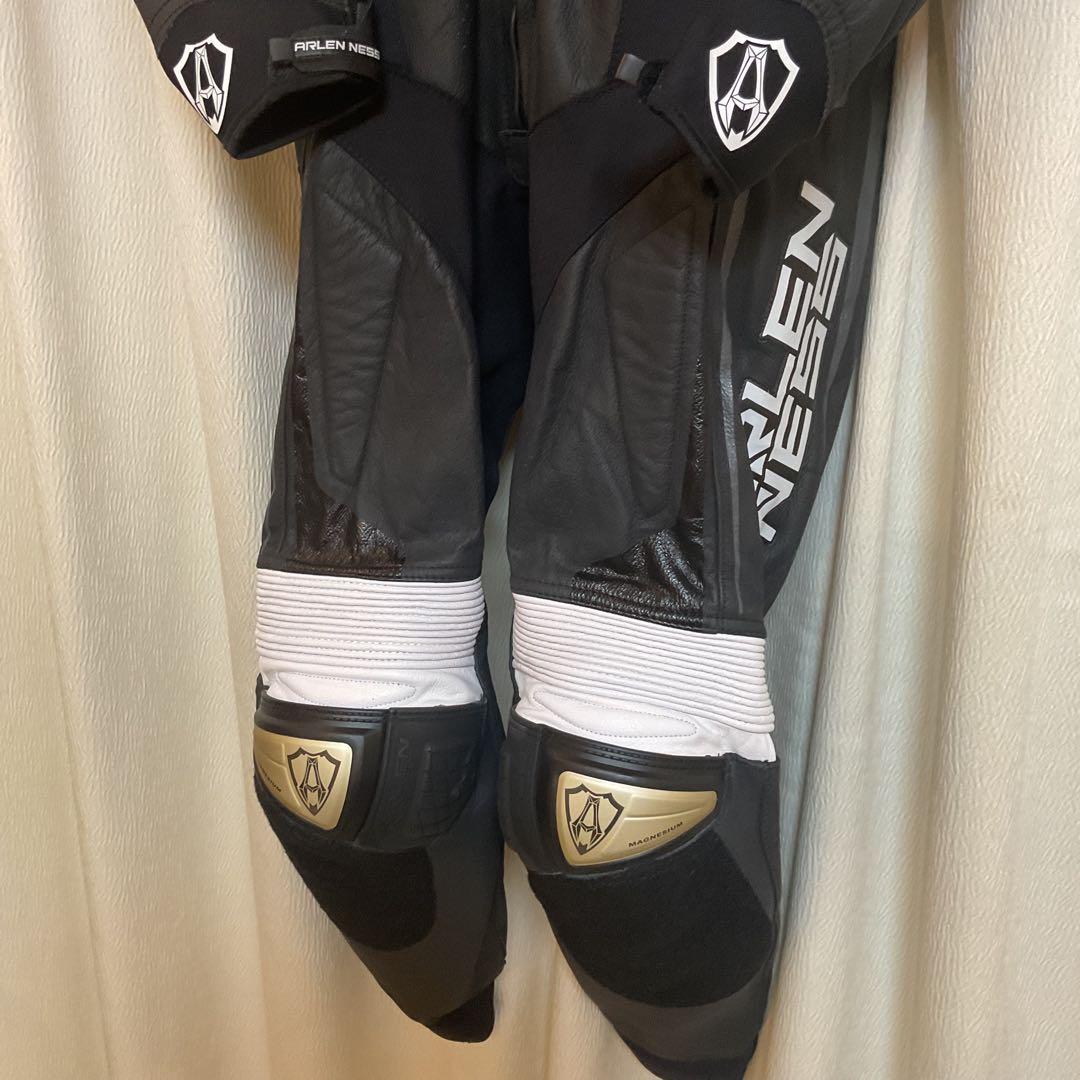 【未使用】ARLENNESS アレンネスレーシングスーツ50サイズ Bk.Wh