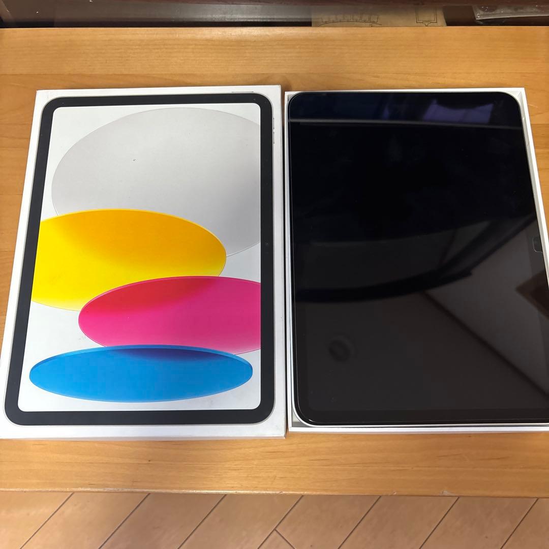 Apple iPad 第10世代 64GB Wi-Fiモデル 画面フィルム付き