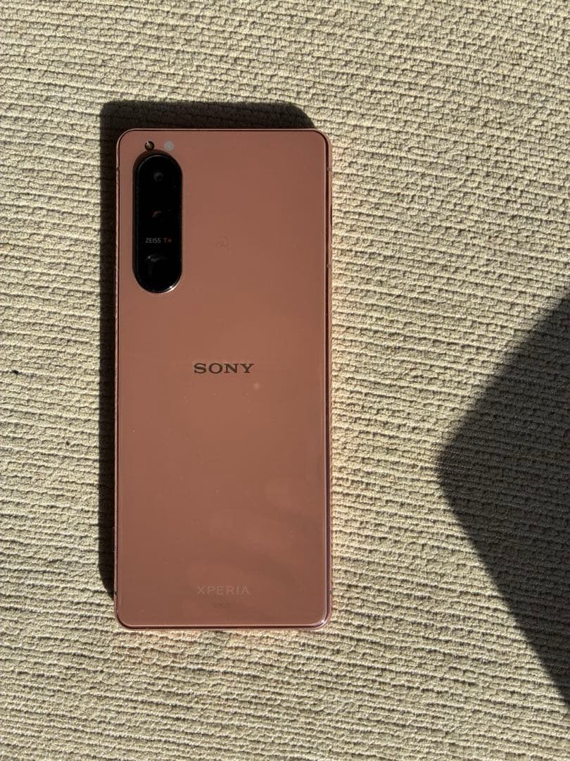 スマートフォン本体 SOG05 Pink