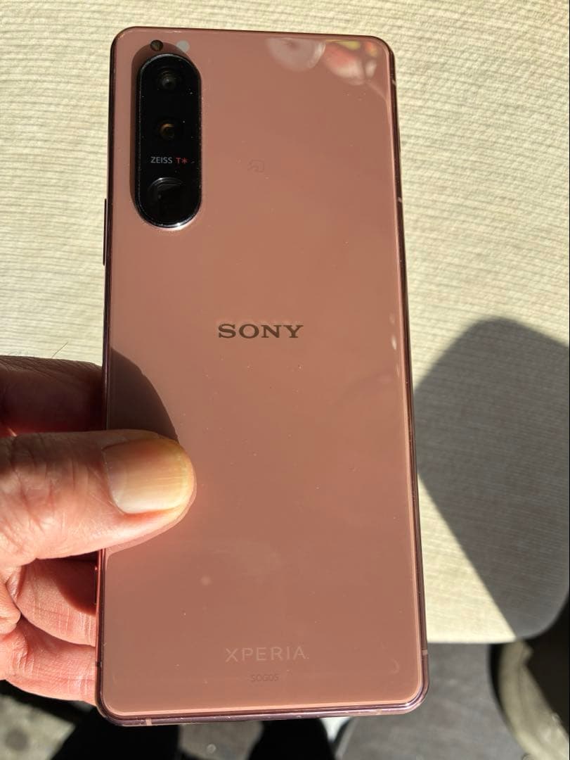 スマートフォン本体 SOG05 Pink