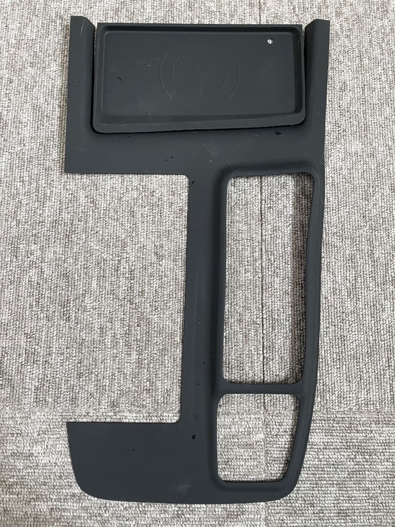 アルファード40系 エンラージ商事製　テレビキャンセラー